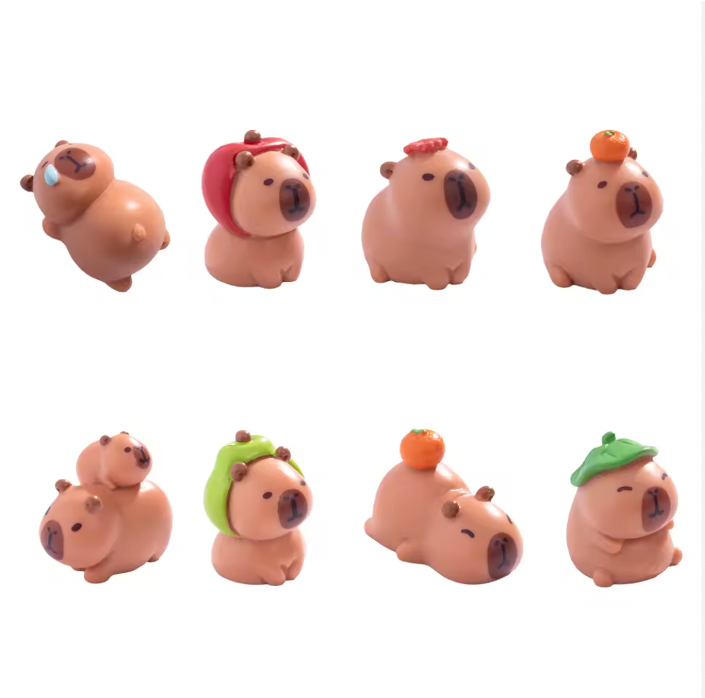 Capybara Figurine Surprise Pull