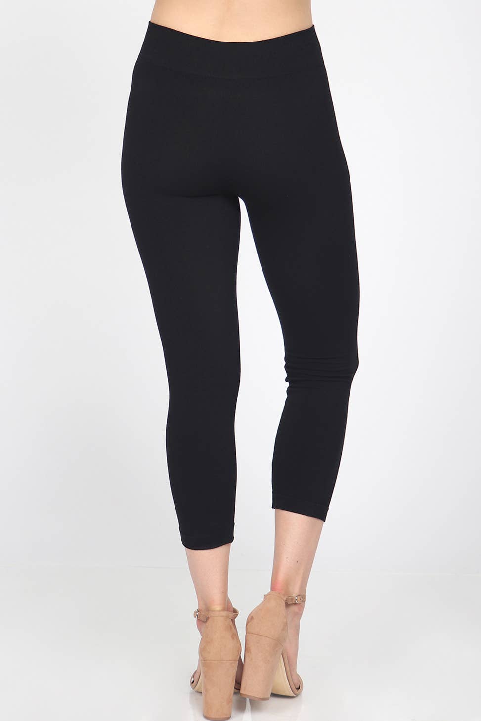 The Classic Cropped Legging