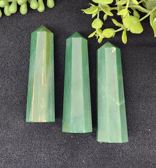 Jade 8 Faceted Tower  3.5 - 3.75 inches or 8.9 - 9.5cm