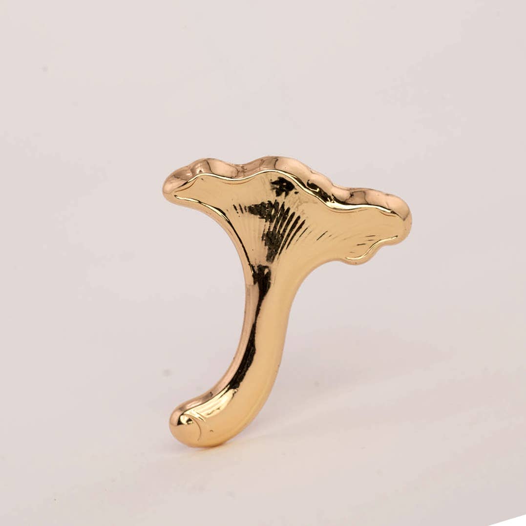 Chanterelle Mushroom Pin, Foraging Gifts