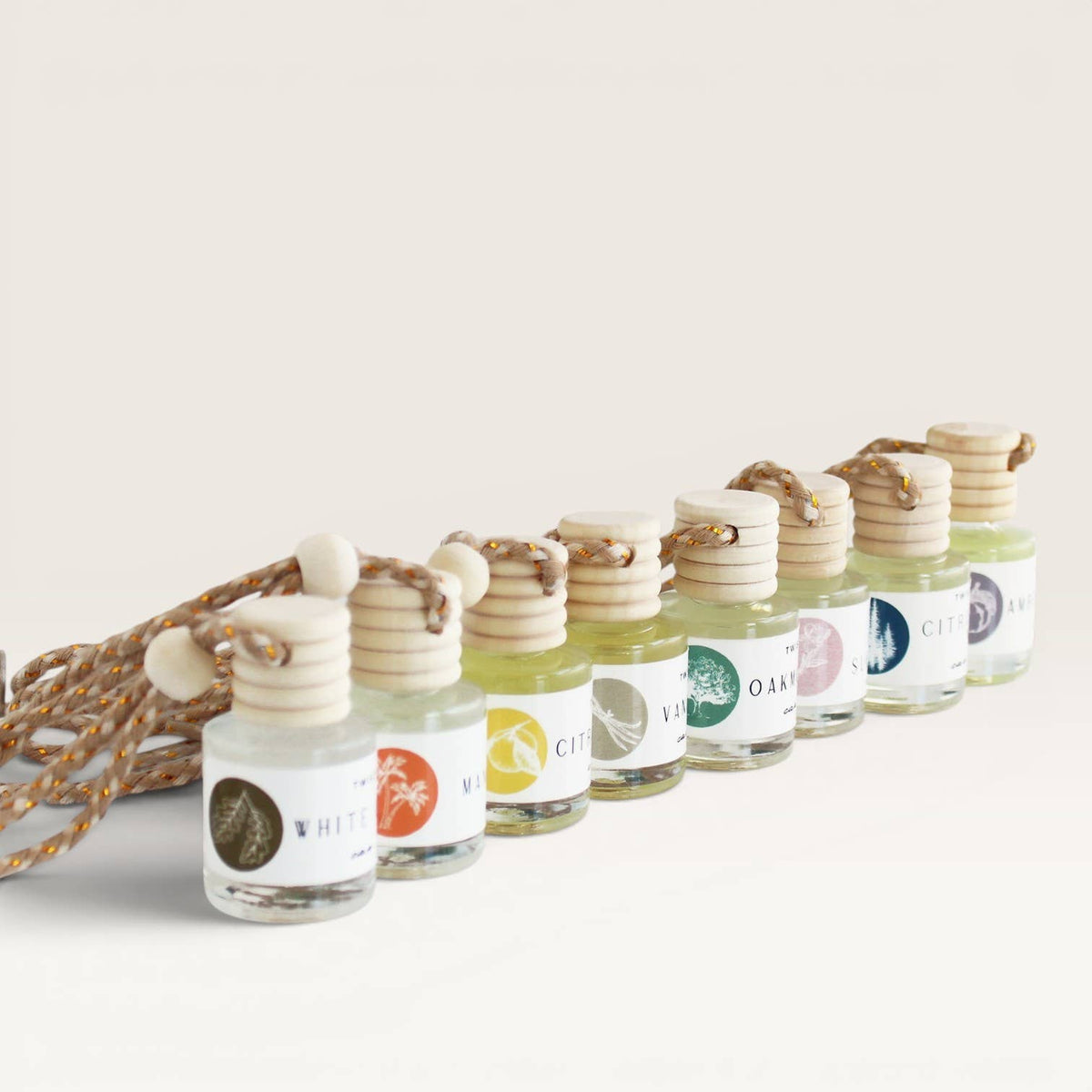 Mini Diffusers for your Car or Closets || Twisted Tomboy