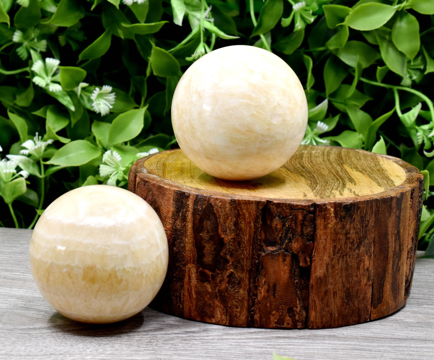 Aragonite Crystal Sphere – 1Pc Healing Ball for Grounding & Energy Clearing