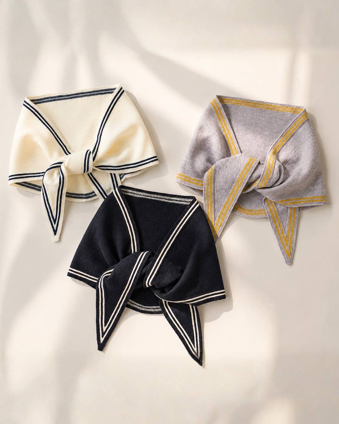 Contrast Border Knit Scarf
