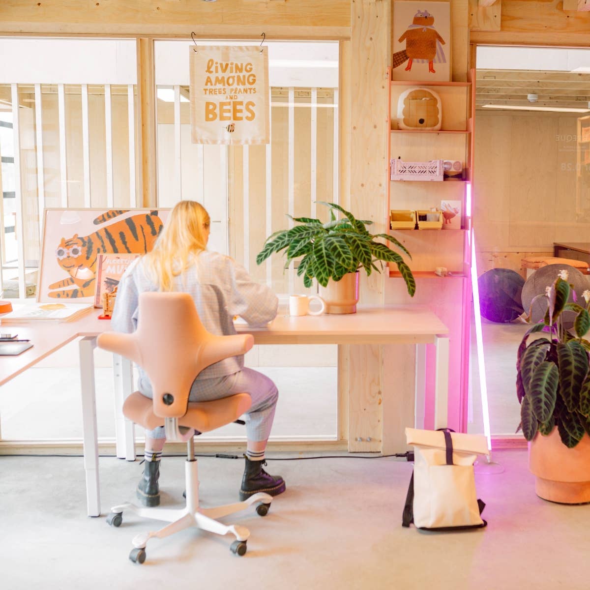 Interactive Beehive Pillow - Canvas Material