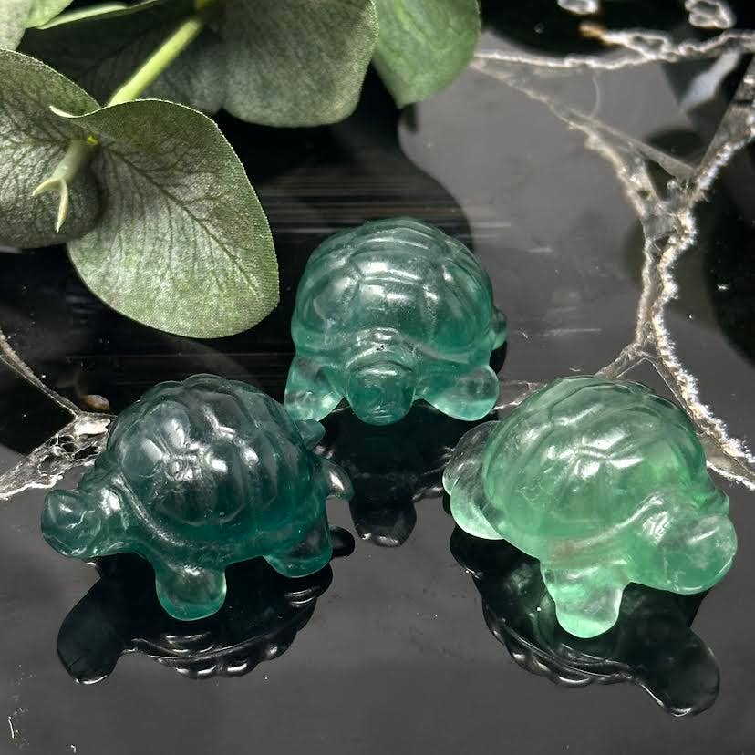 Green Fluorite Turtle - 1 pc