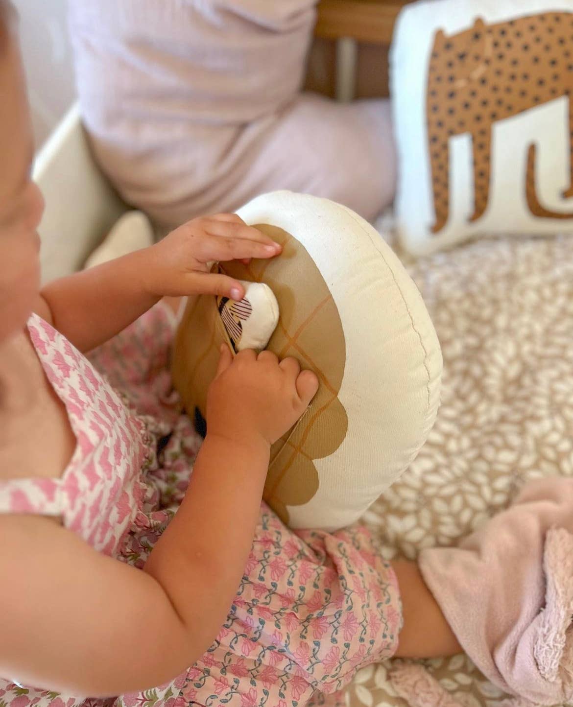 Interactive Beehive Pillow - Canvas Material