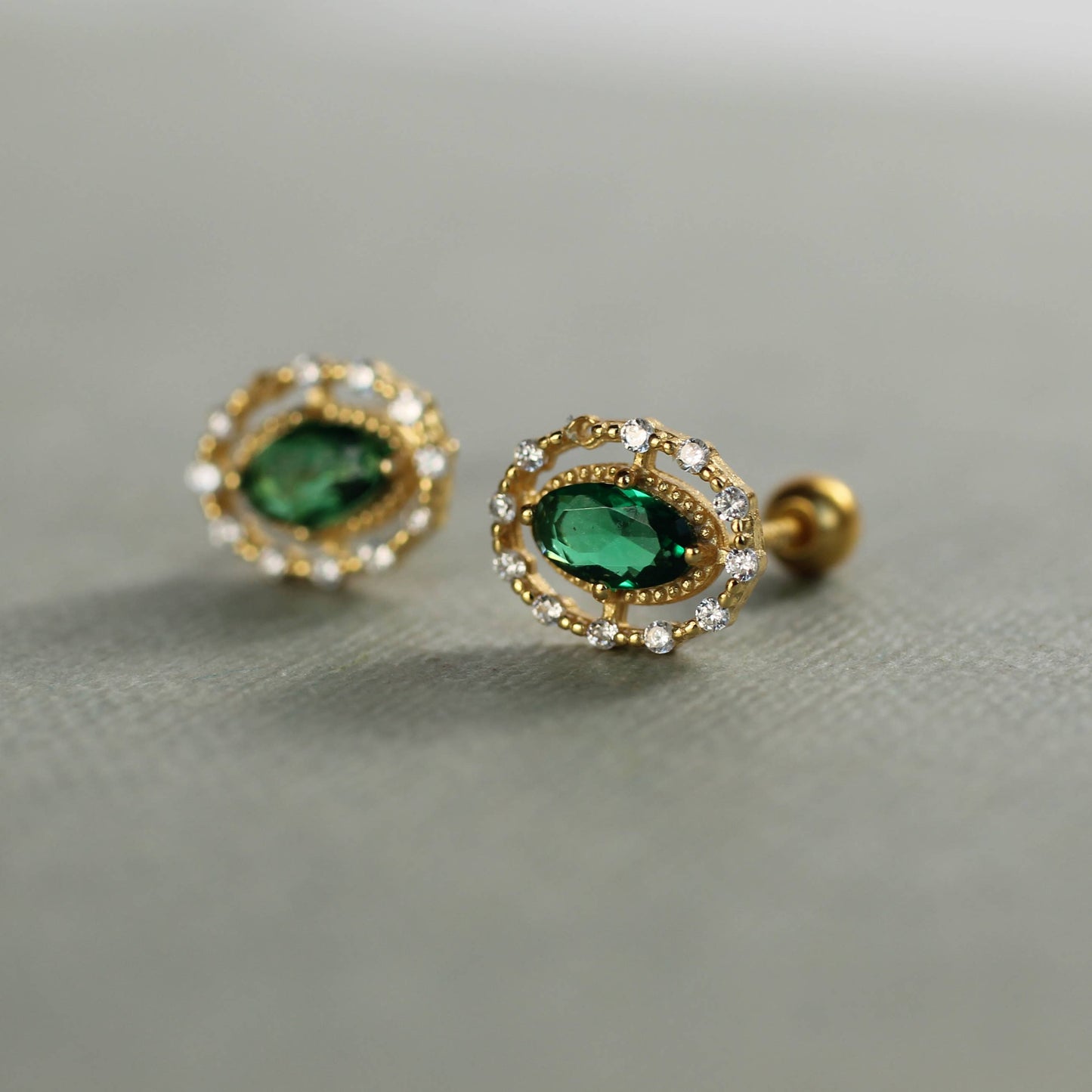 Emerald Queen Oval Jewel Stud Earrings