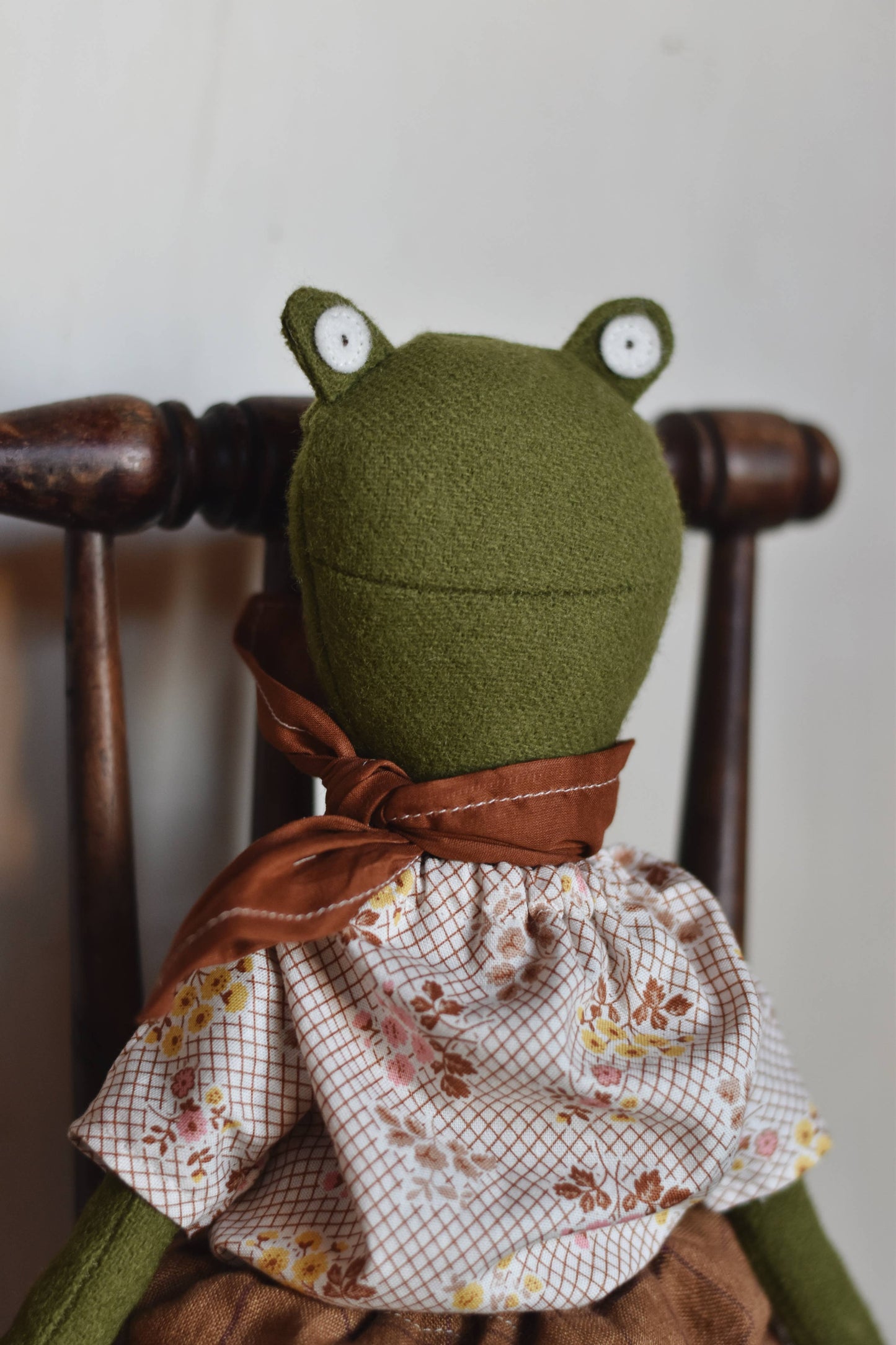 Fern the Frog Doll- Chestnut Gathering