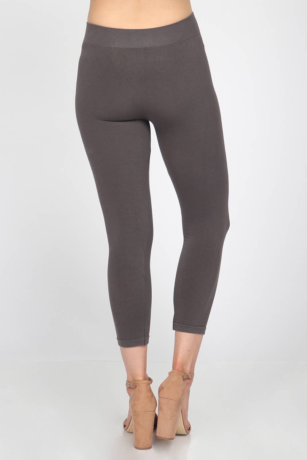 The Classic Cropped Legging