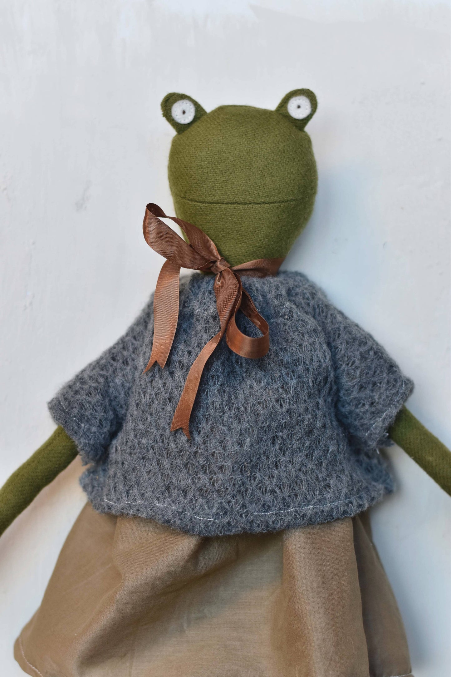 Fern the Frog - Sweater with layer dress