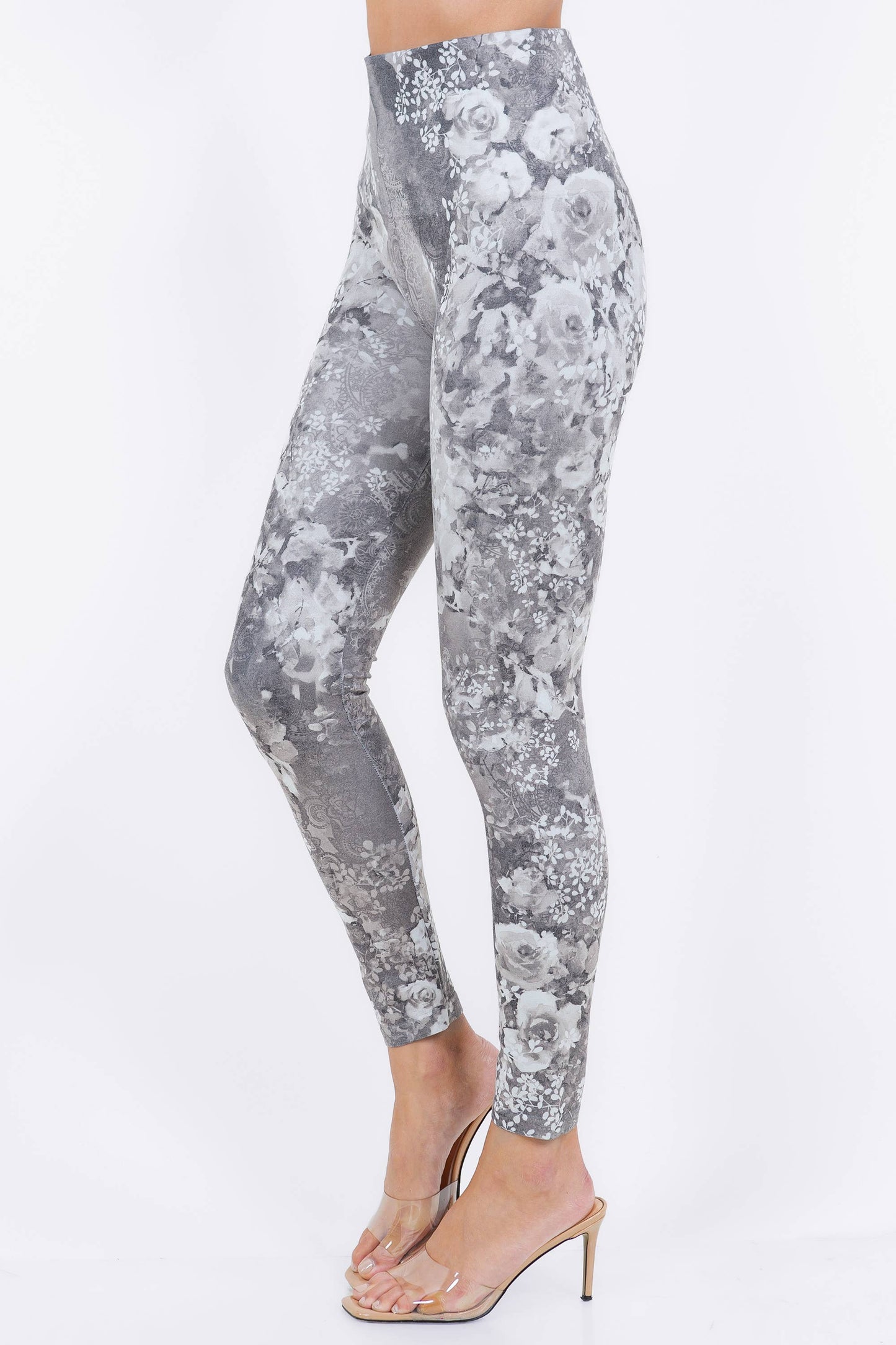 Watercolor Roses and Confetti Foliage Pattern Leggings