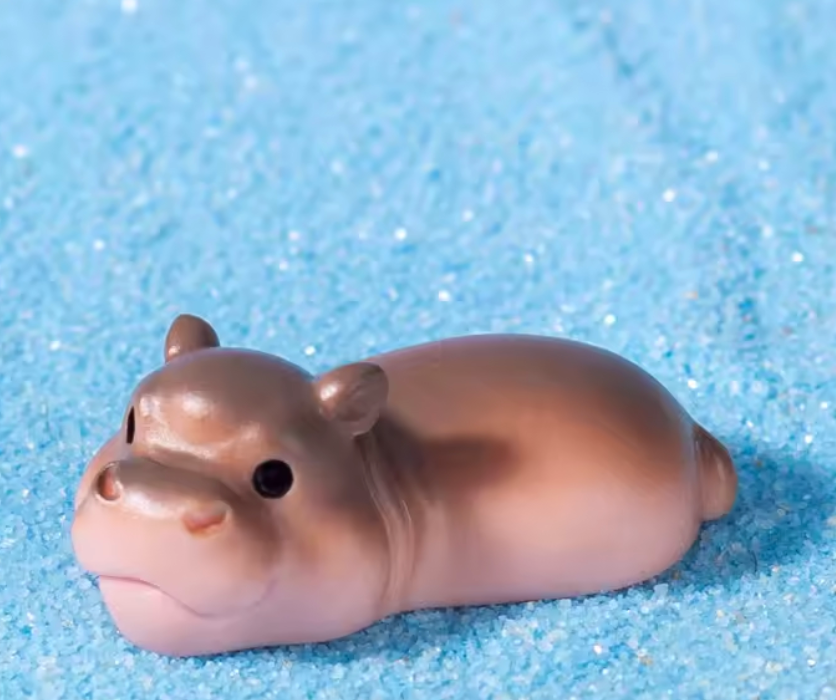 Moody Hippo Surprise Pull