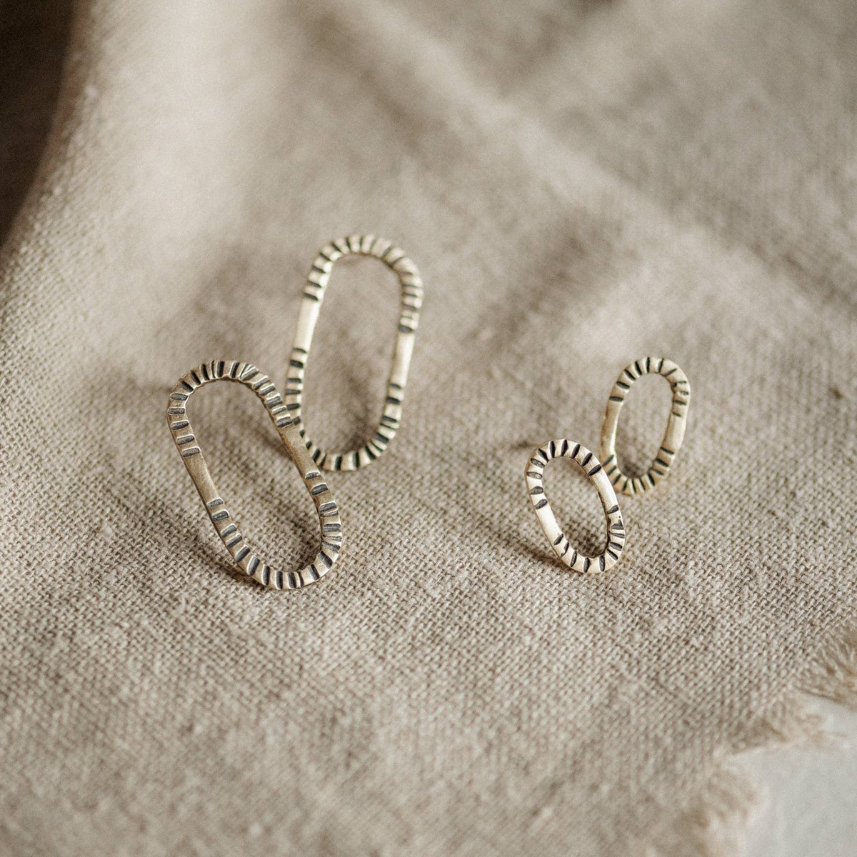Mesa Studs // 16mm