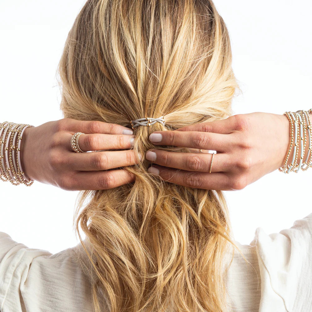 "essentials" neutral set of 2