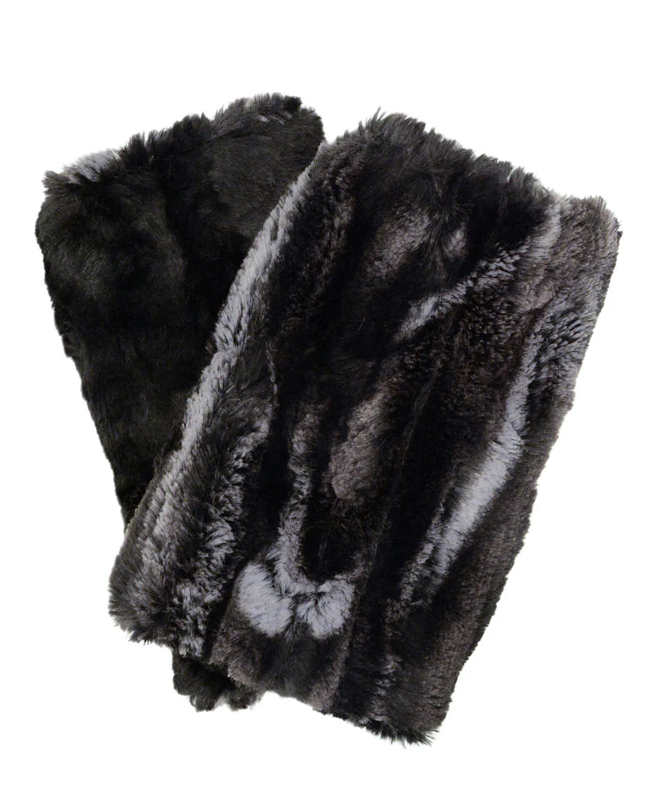 Short Fingerless Gloves