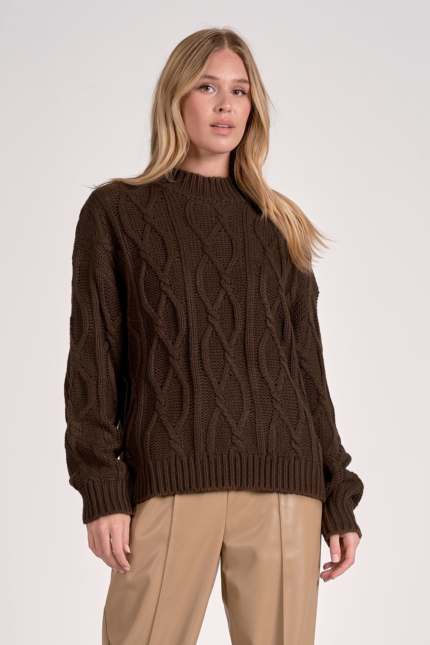 Crewneck Cable Knit Sweater